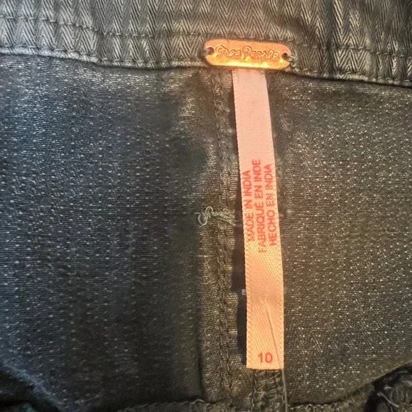 Free People Movement Women's Olive Green Corduroy Shorts Size‎ 10 - Picture 2 of 7